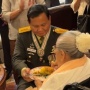 Bukan Titiek Soeharto, Prabowo Beri Tumpeng Pertama ke Wanita Ini Saat Syukuran Gelar Kehormatan