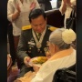 Syukuran Kenaikan Pangkat, Prabowo Subianto Beri Tumpeng Pertama ke Sosok Wanita Ini