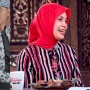 Sempat Jadi Ibu Pejabat, Ini Adu Gaya Sederhana Atalia Praratya dan Siti Atikoh: Tetap Anggun Meski Tanpa Barang Branded
