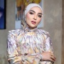 Viral! Sosok Wanita Tua yang Lakukan Ini kepada Ashanty di Depan Kabah Curi Perhatian