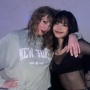 Bikin Heboh Penggemar, Lisa BLACKPINK Foto Bareng Taylor Swift di Singapura