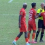 Saking Emosinya, Andik Vermansah Cengkeram Baju Wasit pada Laga Persiraja vs Malut United