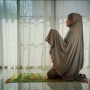Panduan Tata Cara Sholat Hajat Khusus Bayar Hutang, Baca Doa yang Mustajab Ini!
