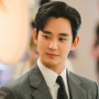 Improvisasinya Keren, Adegan Mabuk Kim Soo Hyun Ternyata Nyontek Kim Ji Won