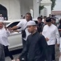 Capres Pertama yang Datang Rumah Duka Habib Hasan, Kehadiran Anies Curi Perhatian