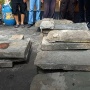 Sejumlah Batu Nisan Makam Tionghoa Dijadikan Penutup Selokan di Semarang, Kok Bisa?