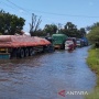 Warga Sayung Demak Sambut Lebaran di Tengah Kepungan Banjir