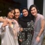 Hadiri Pemakaman Stevie Agnecya, Fuji Dicap Sombong lantaran Ogah-ogahan Diwawancarai Wartawan