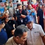 Pertamina dan Kementerian Perdagangan Segel Dispenser SPBU Nakal di Karawang