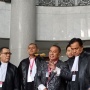 Usai Dengarkan Anies Cs Sampaikan Permohonan di MK, Hotman Paris: Cuma Ngoceh-ngoceh!