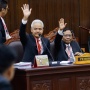 Gugat Prabowo-Gibran, Ganjar Pranowo: Menjaga Kewarasan di Mahkamah Konstitusi