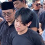 Usai Pemakaman, Putra Hilbram Dunar Kirim Pesan Haru ke Mendiang Ayahnya