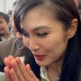 Tak Lagi Naik Rolls Royce, Sandra Dewi Sambangi Kejagung Naik Innova