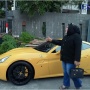 Viral Pakai Hijab Emas, Mira Hayati Pernah Beli Mobil Ferrari Rizky Billar Rp3 Miliar Dibayar Tunai