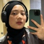 Gaya Zara Boncengan dengan Ridwan Kamil Sebelum Putuskan Lepas Hijab: Main HP Mulu, Bapaknya Dicuekin