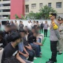71 Remaja Tukang Konvoi Terjaring Operasi Ketupat di Jakarta Barat, 14 Orang Positif Narkoba