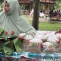 3 Hari Bisnis, Penjual Bunga Tabur di Aceh Besar Raup Cuan Lebaran 2024