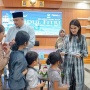Bagi-bagi THR ke Warga, Bobby Nasution Didoakan Menang Jadi Gubernur Sumut