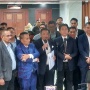 Tim Prabowo-Gibran Serahkan Dokumen Kesimpulan Sidang Sengketa Pilpres ke MK