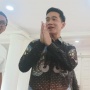 Momen Gibran Dibilang Cosplay Jadi Paspampres, Lari-lari Ngintil Mayor Teddy