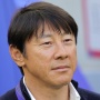 Punya Gaji Puluhan Miliar, Penampakan Hape Shin Tae-yong Bikin Netizen Menangis: Bisa Kali Upgrade Coach