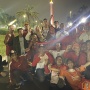Rela Gak Nonton Sinetron Buat Nobar Timnas di Monas, Emak-emak: Semua Demi Indonesia
