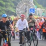 Mendadak Muncul saat CFD, Penampakan Jokowi Asyik Gowes di Bundaran HI Bikin Warga Kaget