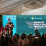 Kerap Terima Keluhan Kurangnya Dokter Spesialis, Jokowi: Ini Jadi PR Besar