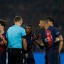 Wasit FIFA Ini Menangis Usai Pimpin Leg Kedua Liga Champions PSG vs Dortmund, Gara-gara Dihujat Mbappe Cs?