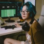 7 Artis Indonesia Punya Aura Tomboy, Karismanya Nggak Main-main
