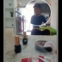 Ngamuk Tak Diberi Uang, Pria di Kota Serang Rusak Studio Kecantikan, Videonya Bikin Geram