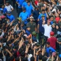 Gowes Sepeda Kayu di CFD Bundaran HI, Jokowi Jadi Rebutan Selfie Warga