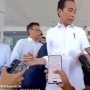Aksi Pria Teriak Gaji Ditahan 6 Tahun di Telinga Jokowi, Lirikan Ayah Gibran Jadi Sorotan