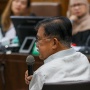 Momen Jusuf Kalla Memberi Kesaksian saat Sidang Korupsi Karen Agustiawan