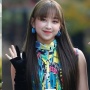 Adu Pendidikan Dita Karang dan Azizah Salsha, Tatapan Arhan ke Sang Idol Bikin Salfok