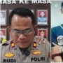 Ayah Eki Pacar Vina Nangis Sesenggukan Saat Klarifikasi: Saya Tidak Diam, Selama 8 Tahun Saya Sabar