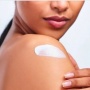 Bikin Cerah dan Anti-Belang, Ini 3 Sunblock Badan SPF Harga Mulai Rp 10 Ribu!