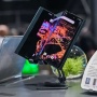 TCL Rilis HP Layar Lipat Tiga Berukuran 7,85 Inci Pertama di Dunia, Bawa Bodi Tipis