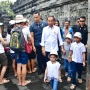 Tak Diundang Rakernas PDIP, Jokowi Pilih Jalan-jalan ke Candi Borobudur Bersama Keluarga