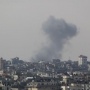 Jalur Gaza Membara: Israel Blokade Jalan Utama, Operasi Darat Merambah Rafah