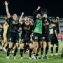 Jay Idzes Cetak Sejarah! Bawa Venezia Promosi ke Serie A!