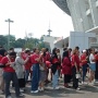 Emak-emak Suporter Timnas Indonesia Padati Stadion GBK, Fans Rafael Struick Garis Keras!