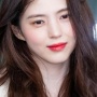 5 Inspirasi Outfit Serba Putih ala Han So Hee, Bikin Kamu Tampil Elegan!