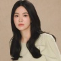 4 Inspirasi Fashion Minimalis ala Song Hye Kyo yang Harus Kamu Coba!