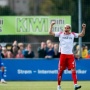 Keren! Ini yang Dilakukan Suporter Timnas Indonesia untuk Adrian Ugelvik: Aksi Bang Jay Tuai Pujian