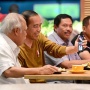 Malam Takbiran di Semarang, Jokowi Jajal Mi Disko Level 1 Sambil Ngevlog Bareng Menteri Basuki