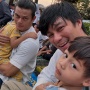 Baim Wong Sholat Ied Sambil Gendong Anak, Keberadaan Sang Istri Dipertanyakan, Kemana Paula Verhoeven?