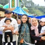 Tas Mewah Rp560 Juta Curi Perhatian! Intip Penampilan Krisdayanti Saat Rayakan Idul Adha di Kampung Halaman Bareng Cucu
