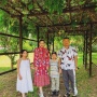 Caption Dianggap Ambigu, Ashanty Dituding Senang Bisa Foto Keluarga Tanpa Aurel dan Azriel Hermansyah