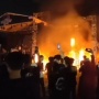 Kecewa Bayar Tiket Rp 115 Ribu Tapi Konser Tak Kunjung Dimulai, Penonton Lentera Fest Mengamuk Bakar Panggung